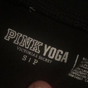 Pink yoga leggings